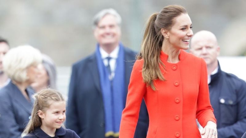Prinzessin Charlotte und Herzogin Kate in Wales im Juni 2022