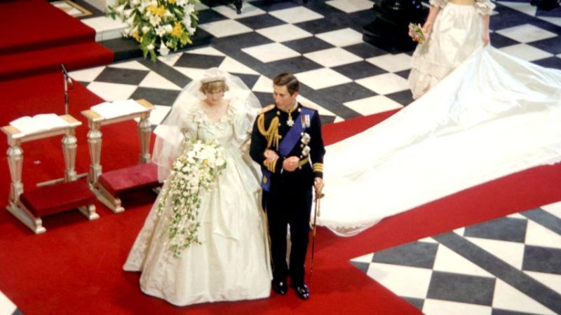 Prinzessin Diana und Prinz Charles bei ihrer Hochzeit