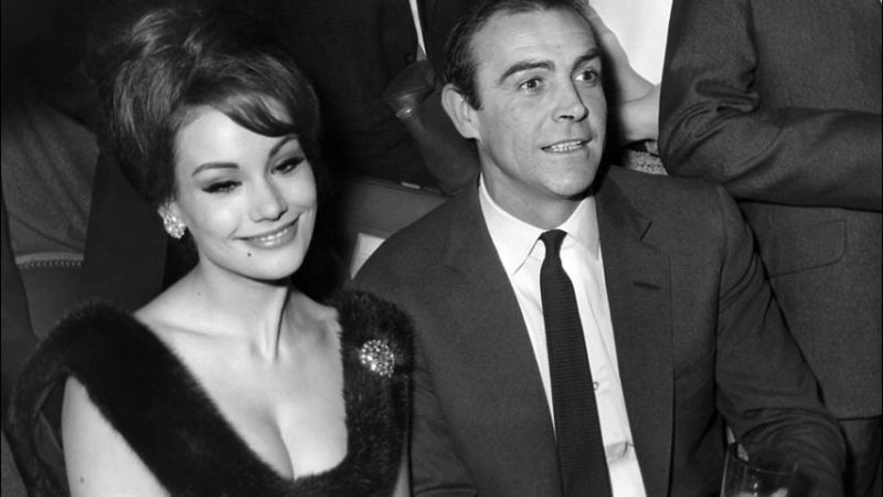 Claudine Auger und Sean Connery, 1965
