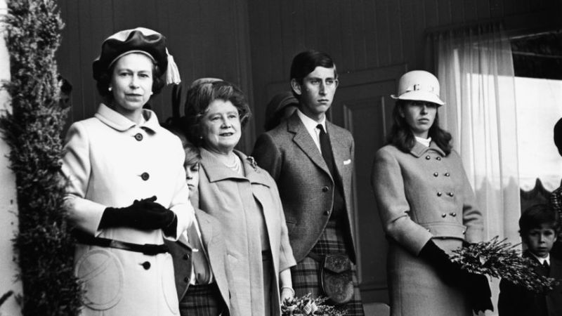 Queen Elizabeth II. und ihre Famillie 1968