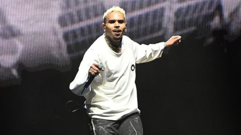 Chris Brown bei einem Konzert in Dublin im Februar 2023