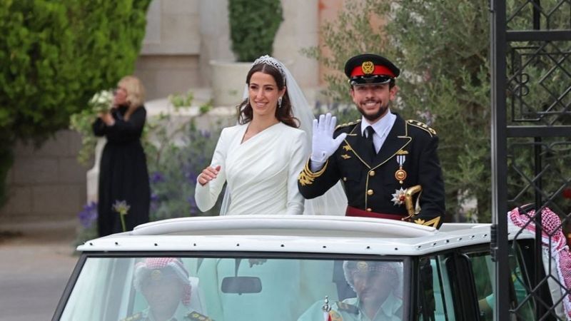 Prinz Hussein und seine Frau Rajwa al-Seif bei ihrer Hochzeit im Juni 2023