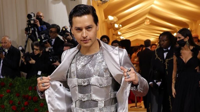 Cole Sprouse bei der Met Gala 2022