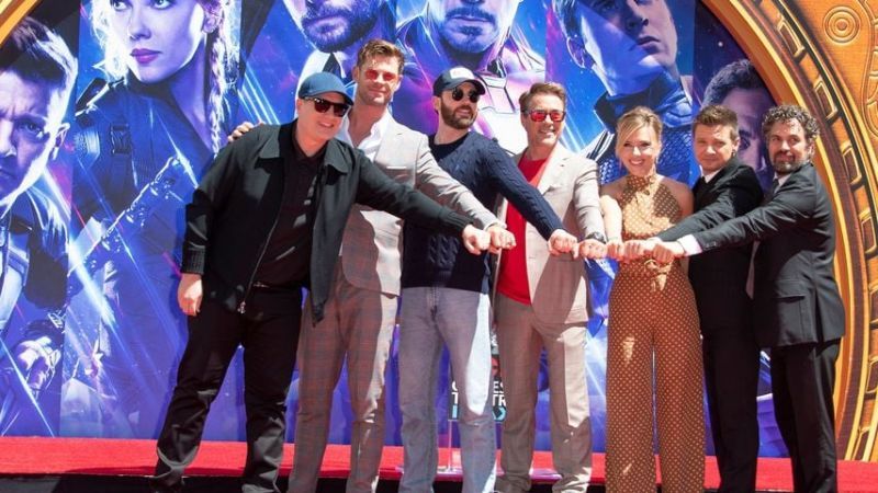 Kevin Feige, Chris Hemsworth, Chris Evans, Robert Downey Jr. u.a. in LA im April 2019