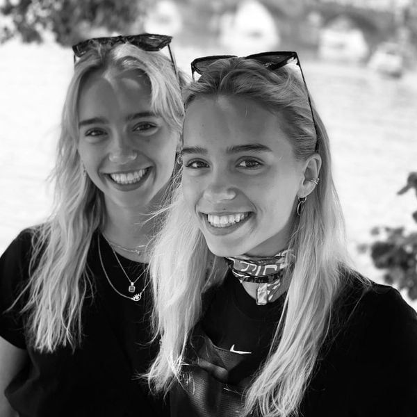 Lisa und Lena: Ein Einblick in das Leben der Zwillinge